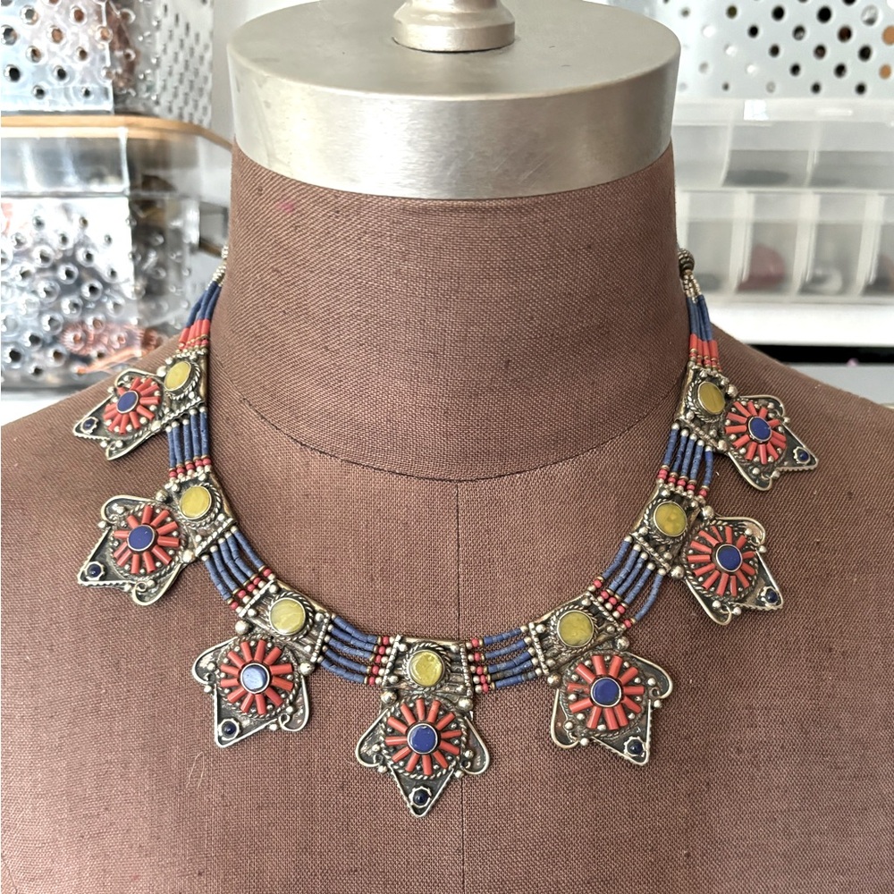 Description

A 17” Nepalese Silver Plated necklace and adjustable bracelet.
